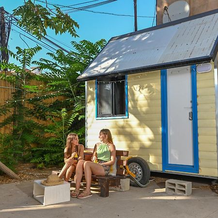 Caravan Hostel Tel Aviv By Roger Age 18-45 Esterno foto