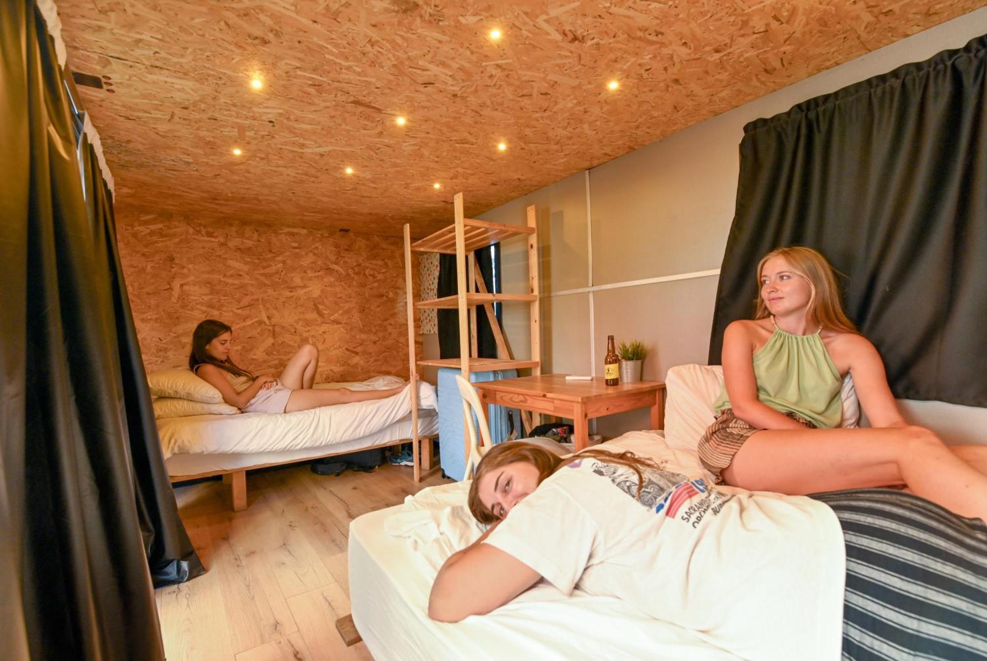 Caravan Hostel Tel Aviv By Roger Age 18-45 Esterno foto
